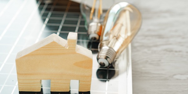  ¿Qué permisos necesito para instalar placas solares en mi hogar?