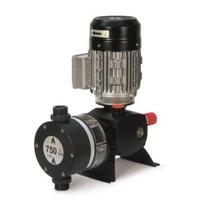 BOMBA INYECTORA DE PISTÓN DOSTEC 330L/H 12bar 3X230V CILINDRO PP PISTÓN CERÁMICO