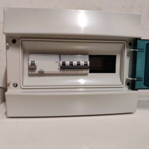 KIT CUADRO DE PROTECCIÓNES AUTOCONSUMO DOMEST TRIF