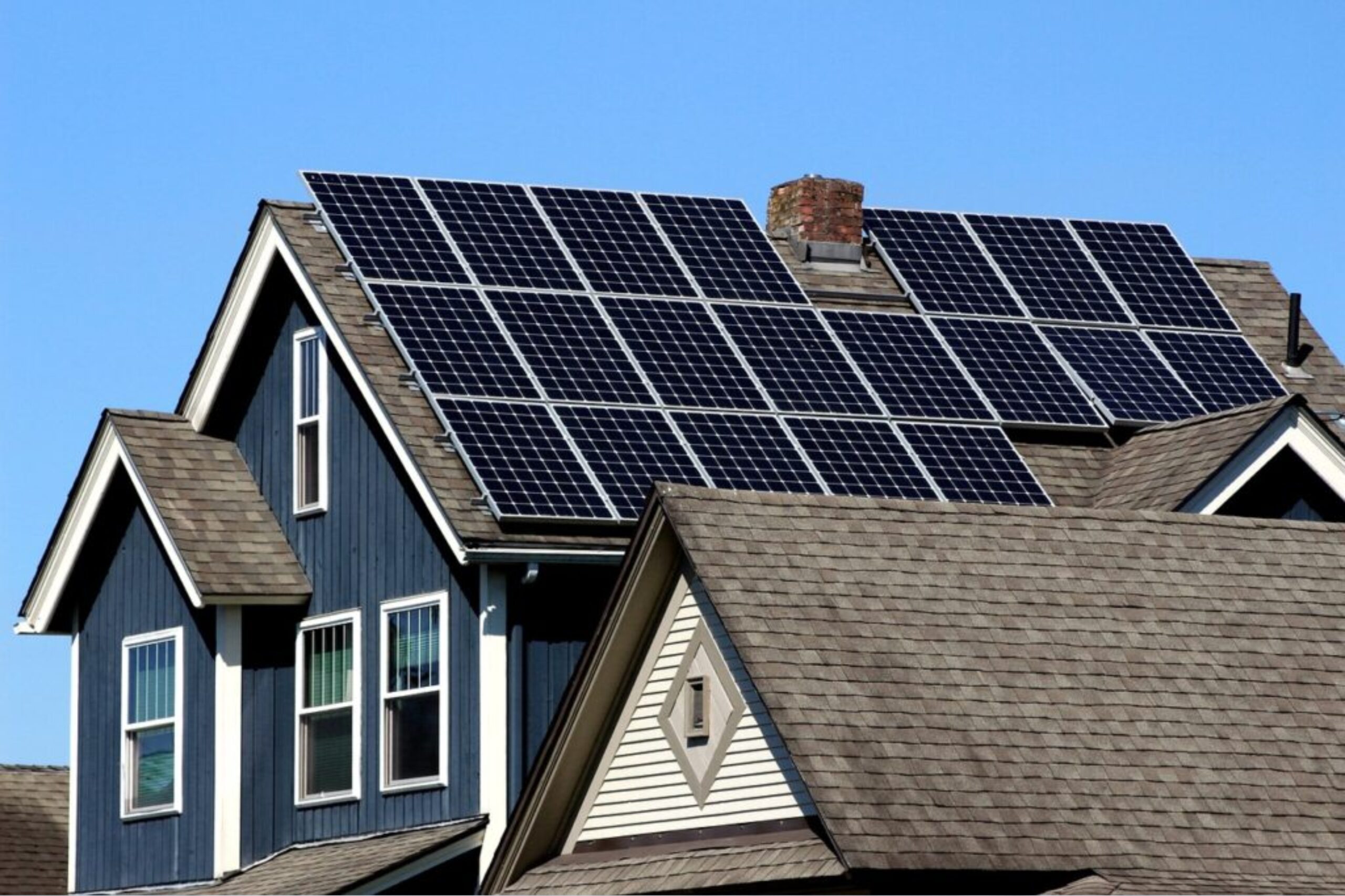 ¿Cuál es la duración de las placas solares?